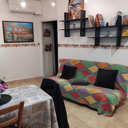 Tres Bel Appartement Cosy Et Chaleureux A نيم المظهر الخارجي الصورة